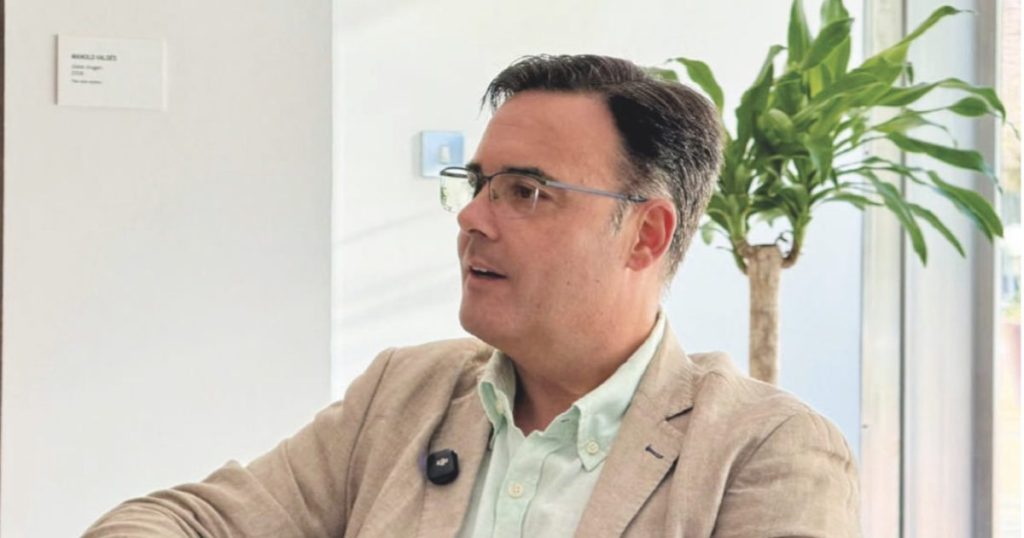 "Estamos empeñados en meter el hábito cultural en la cena de todos los sevillanos"