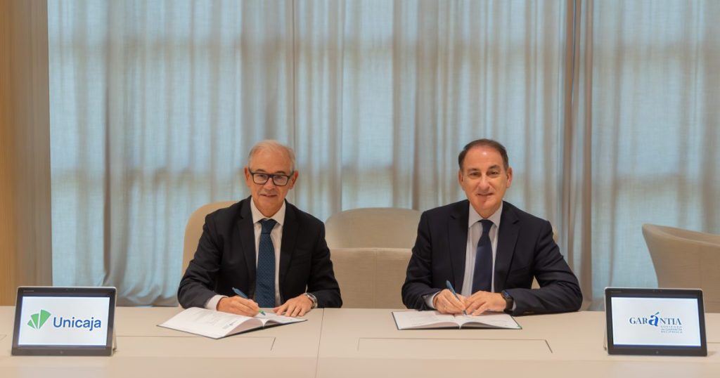 Unicaja y Garántia impulsan el acceso al crédito de pymes y autónomos con una línea de financiación de 160 millones de euros