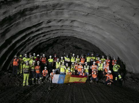 Obras Públicas finaliza la excavación del primero de los ocho túneles de la 2ª fase de la Carretera de La Aldea