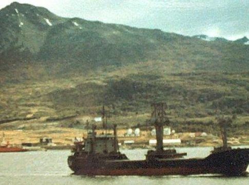 Dos canarios héroes de la Marina Mercante argentina