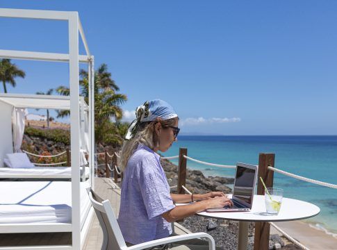 Turismo de Canarias consigue incrementar en un 10% mensual la llegada de teletrabajadores a las Islas