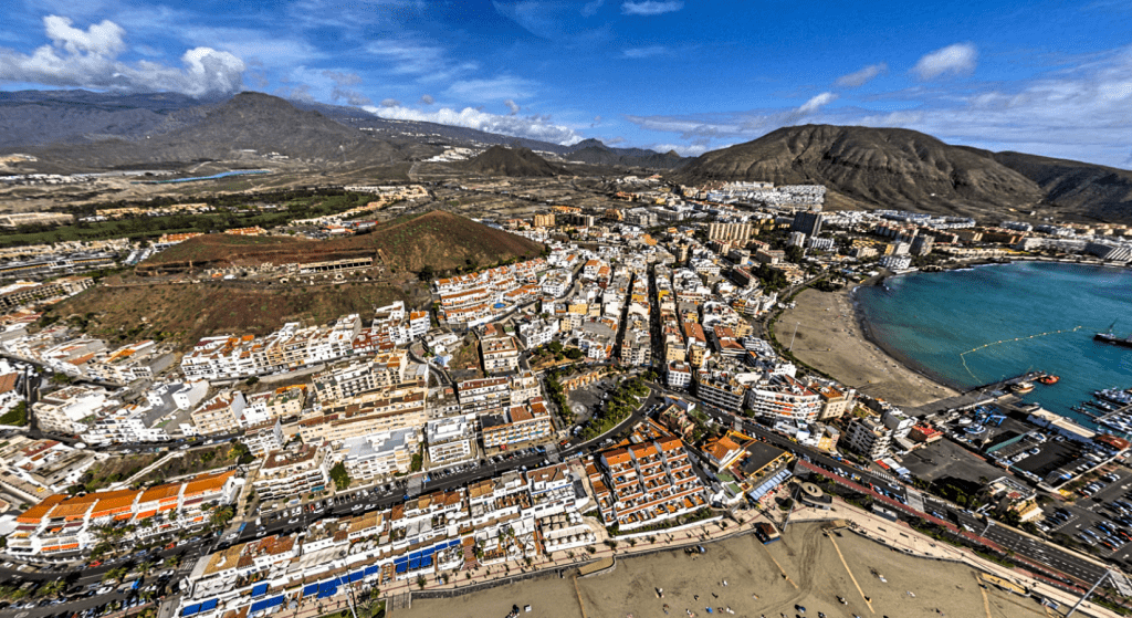 Tenerife cierra julio con el 70% de reaperturas hoteleras y prevé terminar agosto en el 72%