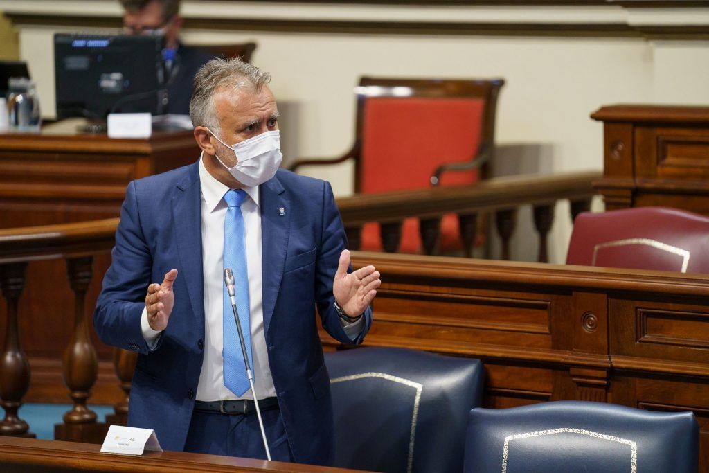 Torres resalta los logros de Canarias con el Estado, como los 1.144 millones por la COVID o el uso del superávit