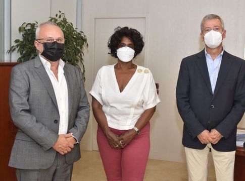 La CCE recibe la visita de la Cónsul General de la República de Cuba en las Islas Canarias