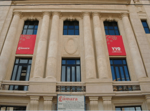 La Cámara hace un llamamiento a la responsabilidad para no poner en riesgo la economía y el empleo