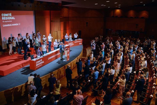Ángel Víctor Torres anuncia su candidatura a la reelección como Secretario General socialista