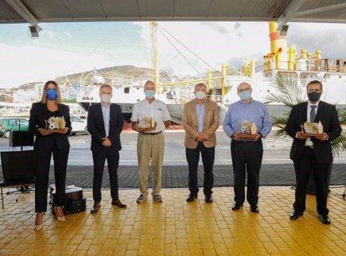 Puertos de Tenerife reconoce el trabajo en prevención de riesgos laborales en el ámbito portuario