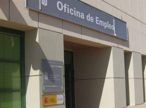 El empleo en Canarias se incrementa durante el mes de agosto, si bien todavía se distancia en 37.967 afiliados con respecto a los niveles prepandemia