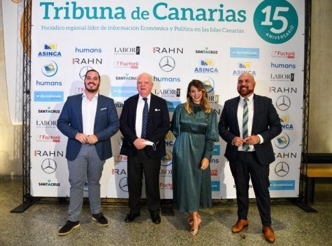 Wolfgang Kiessling y la Compañía Loro Parque reciben el premio Tribuna a la trayectoria empresarial