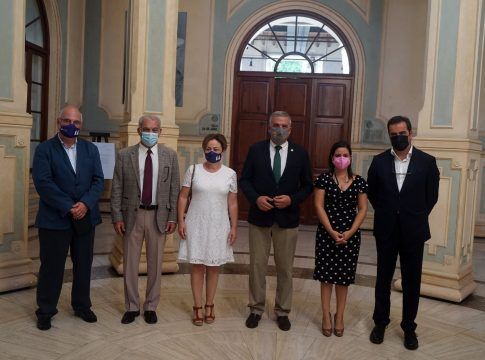 Comercio, ULPGC y ULL acuerdan formar y tutorizar a 200 profesionales en el desarrollo de la venta online canaria
