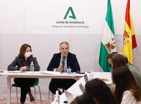 Bendodo anuncia que el proyecto del nuevo hospital de Málaga se licitará en el primer trimestre del año