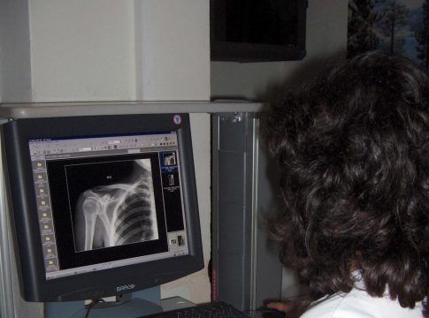 El SAS puede contratar personal laboral temporal mientras acaba la integración de agencias