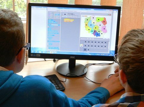 Andalucía, reconocida como referente del proceso de transformación digital en los centros educativos ￼