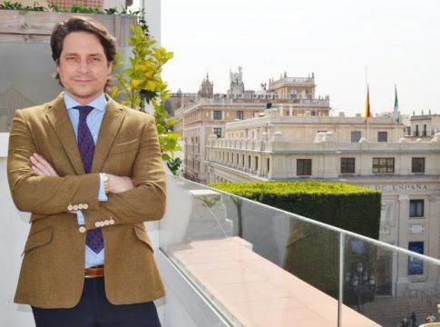 Crowe pone el foco en Andalucía con la apertura de una oficina en Sevilla