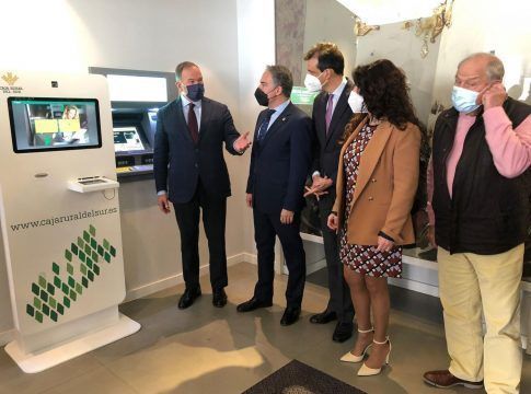 Caja Rural del Sur y la Junta acercan las sucursales bancarias a las zonas rurales