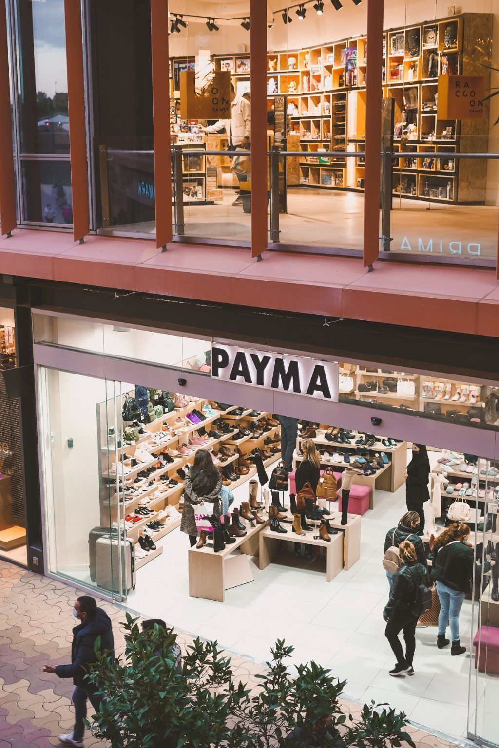 TORRE SEVILLA refuerza su oferta de moda con la firma andaluza de calzado PAYMA