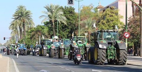 Agricultores y ganaderos se manifiestan este viernes para reclamar soluciones a un problema “de Estado”