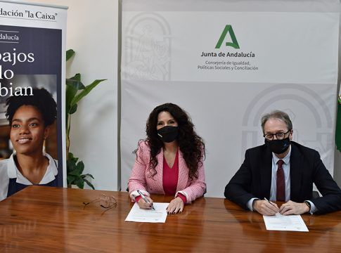 El programa Incorpora Andalucía facilita el empleo a más de 6.000 personas en riesgo de exclusión
