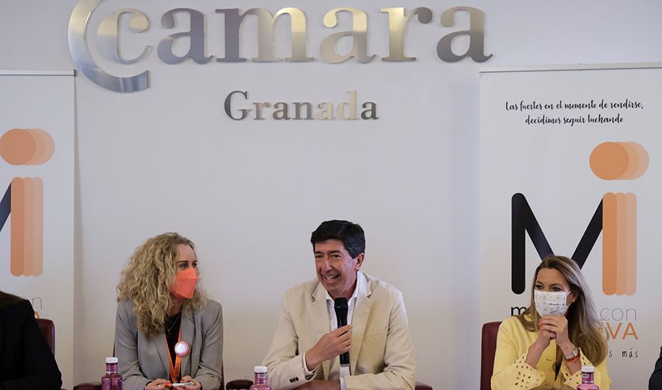 Marín subraya el "papel fundamental" de las emprendedoras en la reactivación económica