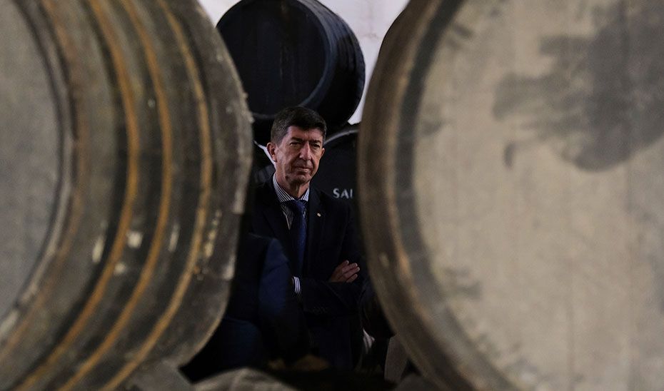 Marín apuesta por crear una ruta enoturística con productores y bodegueros de la provincia de Sevilla