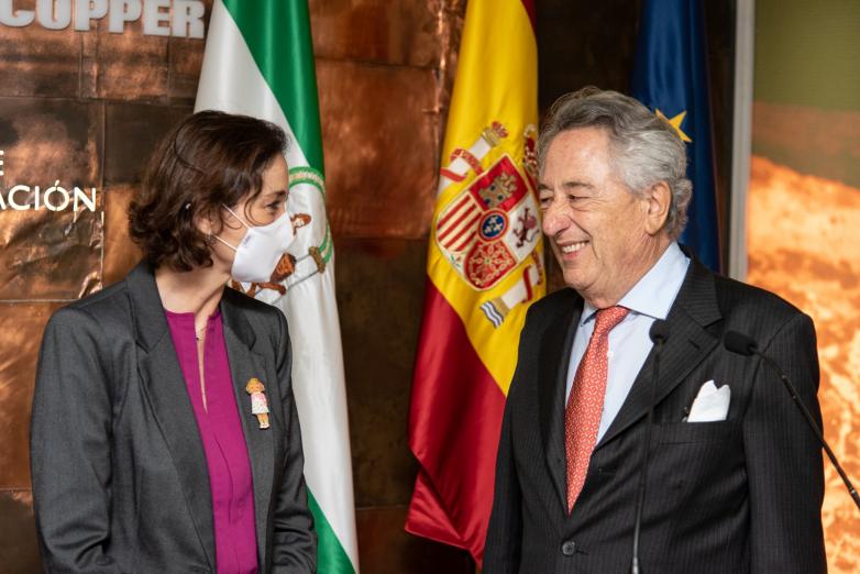 La ministra de Industria, Reyes Maroto, visita el complejo metalúrgico de Atlantic Copper