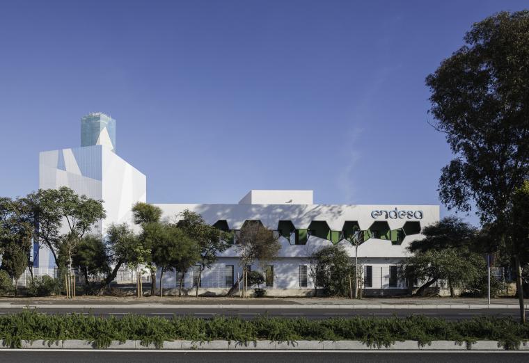 El edificio Endesa ‘Cristóbal Colón’ se posiciona como referente funcional y sostenible en Huelva