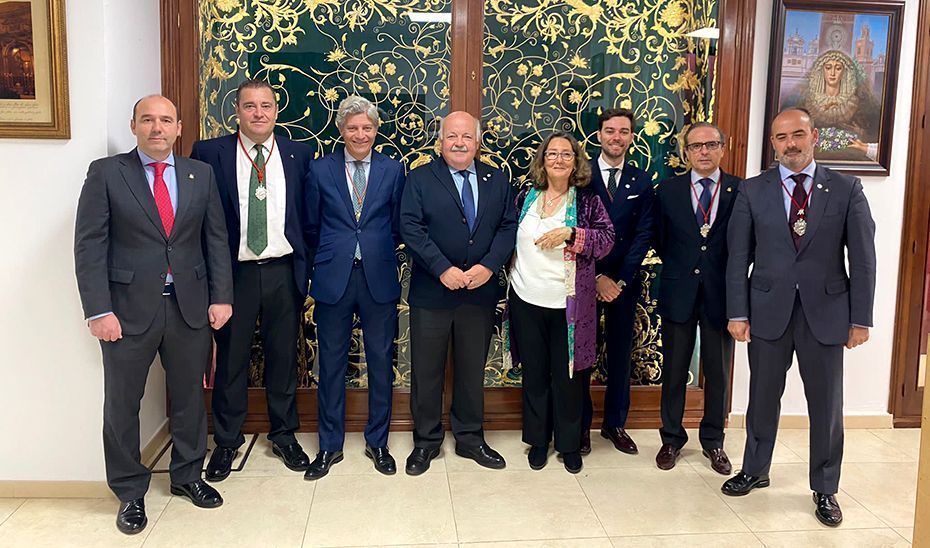 Aguirre destaca la importante labor social de la hermandad del Cristo del Buen Fin de Sevilla