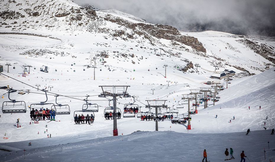 Sierra Nevada cierra la Semana Santa con más de 72.500 usuarios y 75% de ocupación