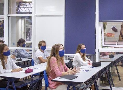 Los jóvenes con expedientes de 7,5 o más en Bachillerato o Grado Superior ya pueden solicitar beca para estudiar en ESIC Sevilla