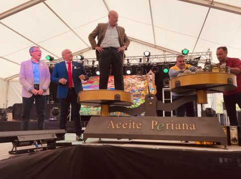 Salado destaca la excelencia y la solera del aceite verdial en la fiesta que Periana dedica a este producto