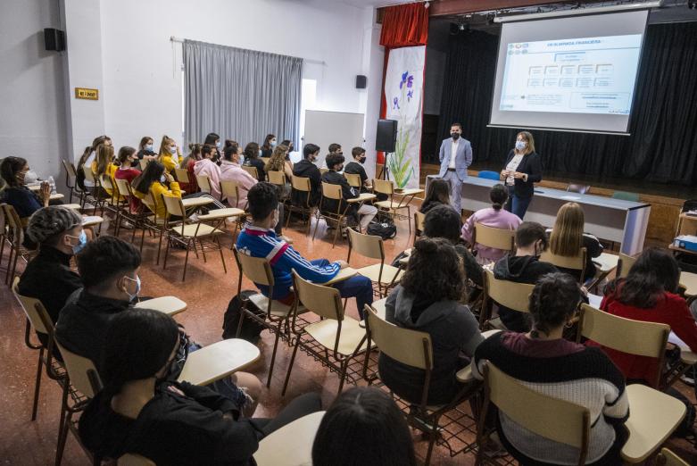 Más de 11.000 estudiantes de 40 provincias participan en las XIII Jornadas de Educación Financiera para Jóvenes del Proyecto Edufinet de Unicaja