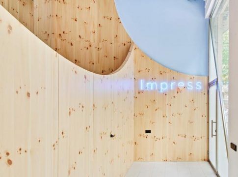 Impress llega a Granada con la apertura de una clínica flagship en la ciudad