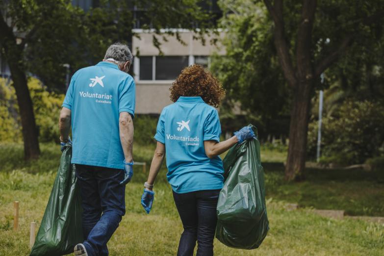 Voluntarios de CaixaBank en Andalucía impulsan actividades medioambientales con colectivos vulnerables