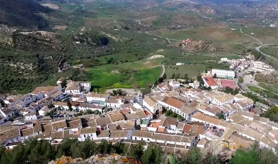 Ardales, Ayamonte, Salobreña y Zahara de la Sierra, nuevos Municipios Turísticos de Andalucía