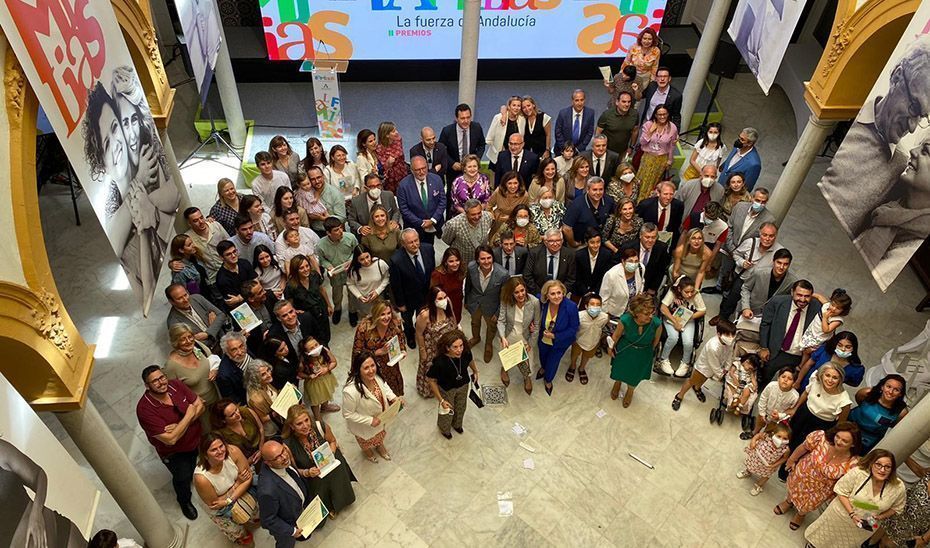 La Junta conmemora el Día Internacional de las Familias con la II edición de los Premios Familias Andaluzas