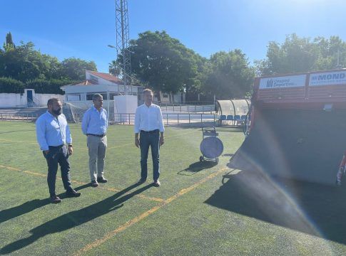 Salteras aprueba una inversión de 1,4 millones de euros para iniciativas en el municipio, la mitad para fomentar el empleo