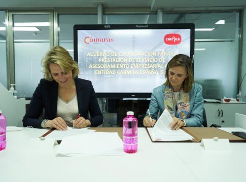 El Consejo Andaluz de Cámaras renueva su colaboración con la gestora de las galerías de Carrefour para impulsar el comercio en la región