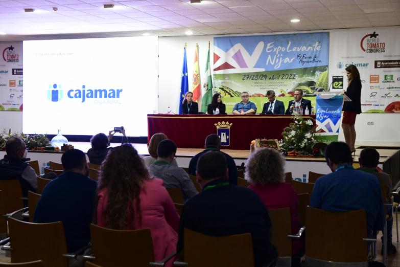 El sector acoge con gran entusiasmo el conocimiento científico-técnico emanado del World Tomato Congress