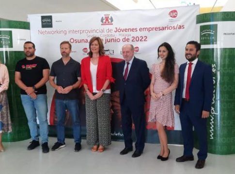 Jóvenes empresarios se reúnen en Osuna para establecer contactos comerciales en una jornada de networking organizada por Prodetur