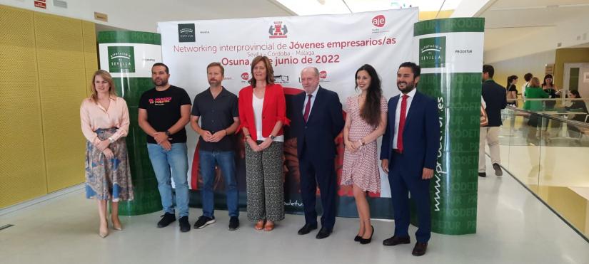 Jóvenes empresarios se reúnen en Osuna para establecer contactos comerciales en una jornada de networking organizada por Prodetur