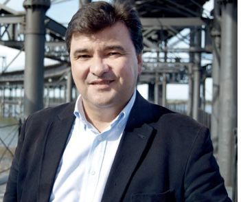 Gabriel Cruz: “Huelva está en un momento decisivo en el que ha comenzado a desarrollar todo su potencial turístico”