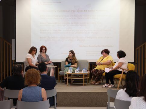Una jornada analiza la situación de los archivos municipales de la provincia