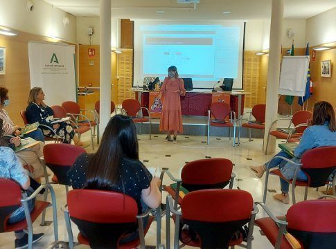 El IAM forma a más de 700 profesionales sobre violencia de género, trata y agresiones sexuales