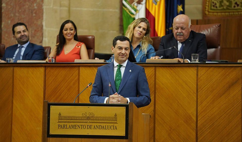 Juanma Moreno, investido presidente: "En Andalucía se respira un clima de serenidad y sensatez"