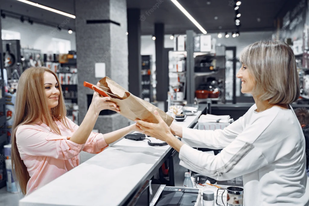 Más de 800 comerciantes andaluces mejoran sus negocios a través de 16 talleres formativos impulsados por Cámaras de Andalucía