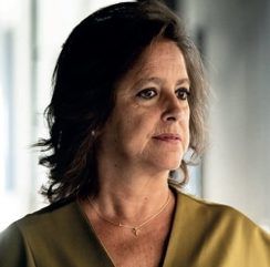 Catalina García: “Queremos que los andaluces se sientan orgullosos de su sistema sanitario público”