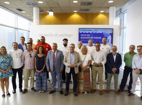 Un mercado Sabor a Málaga, showcookings y degustaciones gratuitas, en la Fiesta del Boquerón 2022 de Rincón de la Victoria