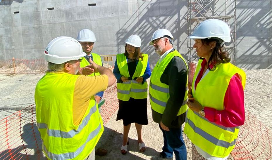 En marcha el 80% de las obras de abastecimiento de la Sierra Sur para beneficiar a 100.000 sevillanos