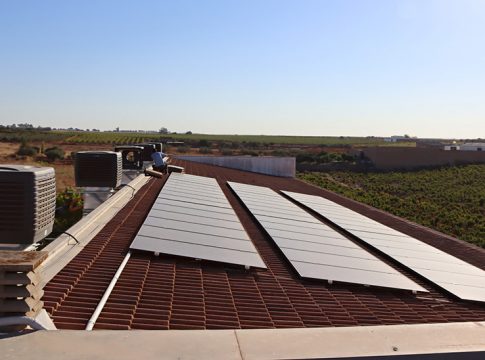 Los centros educativos públicos de nueva construcción incorporarán sistemas de bioclimatización en Andalucía