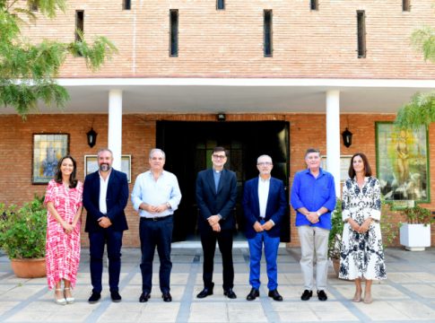 Los farmacéuticos ponen en marcha un proyecto de educación sanitaria en las barriadas de La Candelaria y Blanca Paloma